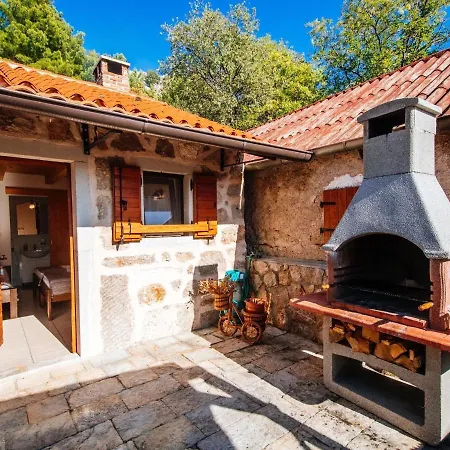 펜션 Poolincluded - Stone House Marasovic